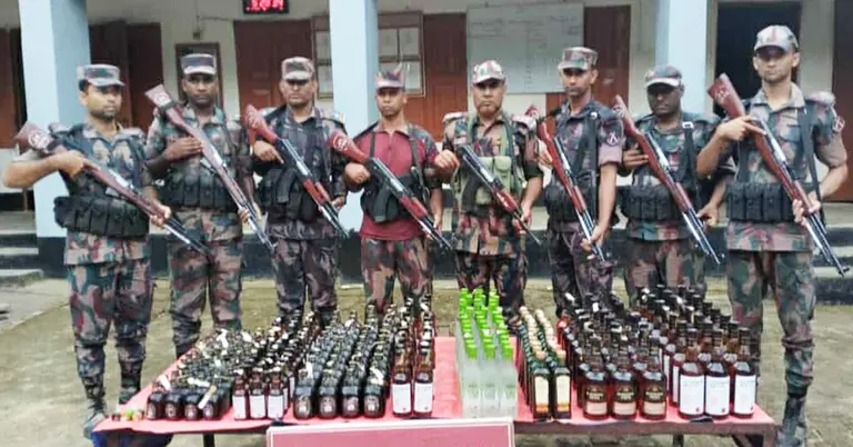 জব্দকৃত ভারতীয় মদ